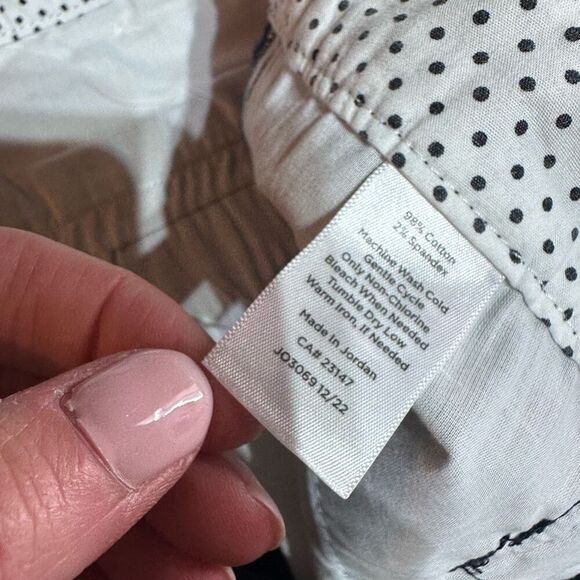 NWT Talbots Perfect Skimmer Blue Capri Pants Size 18 Button Hem XL Pedal Pusher - Picture 12 of 13